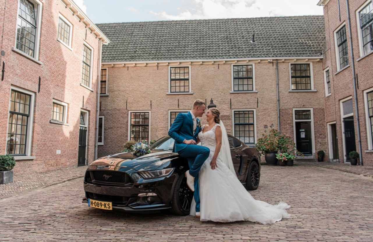 Amerikaanse trouwauto huren