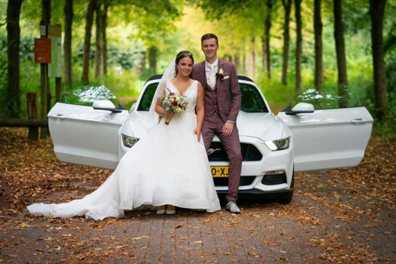 Ford Mustang Cabrio huren voor bruiloft🚘 JS Trouwauto's