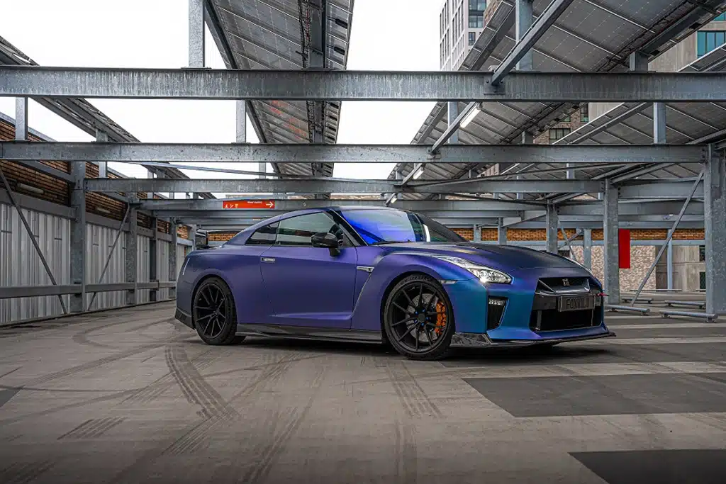 Trouwen in stijl met de Nissan GTR trouwauto - Een adembenemend voertuig voor jullie speciale dag